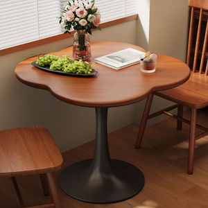 Mesa de Centro Vintage de Estilo Americano Retro de Alta Gama con Diseño de Trébol de Cuatro Hojas, Ideal para Sala de Estar Pequeña o Balcón - Product Image 3
