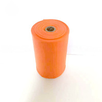 Soporte de silicona al por mayor para bolsas de excrementos de perro con mosquetón, ventana de rollo visible y varios colores para venta minorista de artículos para mascotas