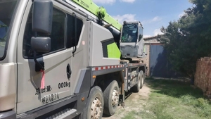 Zoomlion QY55D531 grue de camion mobile autorisée par l'usine charge de levage de 50 à 55 tonnes avec composants de base boîte de vitesses/engrenage du moteur à vendre - Product Image 6