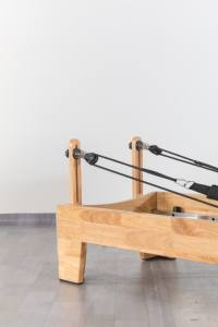 Commerciale Équipement Professionnel Bois De Chêne avec Boîte Assise Printemps Jumpboard Yoga Pilates Reformer pour Studio - Product Image 4