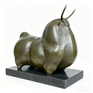 Escultura de toro estilo Botero de bronce y latón fundido a medida, de tamaño real, moderna, para jardín exterior, directamente de fábrica - Product Image 4