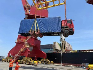 <span class=keywords><strong>Camion</strong></span> de pompiers diesel aérien à longue portée 4x2 SYM5330JXFJP38 avec pompe de 6000 L et hauteur de travail de 38 m - Product Image 3