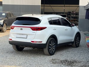 Sportage 2018 BLANCO de 4ª Generación, Bien Equipado, SUV Diésel Automático con Llave Inteligente, TPMS, Volante con Calefacción, Sin Accidentes, Coche Coreano - Product Image 2