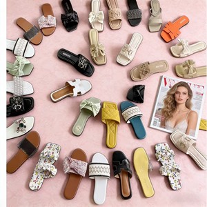 <span class=keywords><strong>Ciabatte</strong></span> da Donna Modello GW004, Taglia 35-41, Tacco Piatto, Ultima Collezione, Disponibili in Vari Colori, Prezzo 1,75 Dollari - Product Image 1