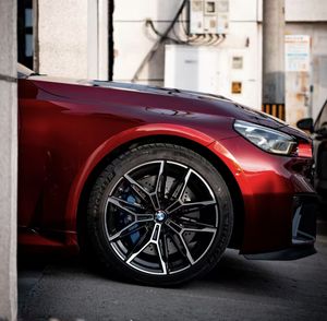 Vinilo Autoadhesivo para Automóviles, Color Rojo, Efecto Autoregenerativo, Acabado Brillante, para Cambio de Color Completo, con Adhesivo Removible - Product Image 3