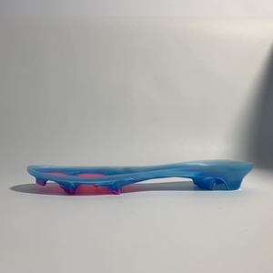 Semelle de chaussure de football en TPU Kezhi à revêtement sous vide haute brillance, couleur métallique, durable, anti-torsion - Product Image 2