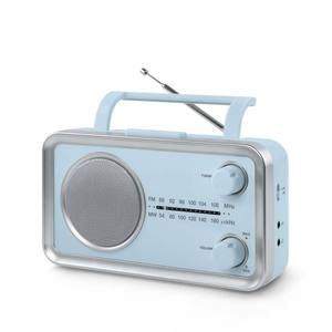 วิทยุพกพาพลาสติกดีไซน์ทันสมัย 2 ย่านความถี่ FM AM แบบอนาล็อก ใช้ไฟ AC/DC กำลังขับ 500mW ลำโพงโมโน ช่องเสียบหูฟังแบบ Aux พร้อมหูหิ้ว - Product Image 2