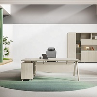 Bureau en bois unique Executive Boss Chief Ceo Table avec retour latéral standard en forme de L Fashion Panel Computer Cabin Desk en vente