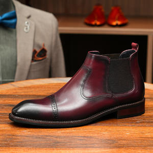 รองเท้าหนังผู้ชายคุณภาพสูงแบบคลาสสิกสำหรับฤดูใบไม้ร่วง/ฤดูหนาว  ไซส์ใหญ่  กันน้ำ กันลื่น ทนทาน ใส่สบาย ระบายอากาศได้ดี - Product Image 1