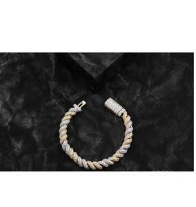 Bracelet gourmette en diamant de laboratoire VVS de créateur, taille brillant rond, bijou haut de gamme - Product Image 1
