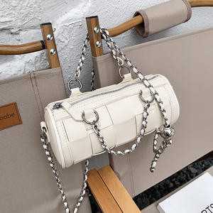 Bolso Bandolera <span class=keywords><strong>de</strong></span> Hombro con Cadena Gruesa y Cierre <span class=keywords><strong>de</strong></span> Cremallera, Estilo Urbano <span class=keywords><strong>2022</strong></span>, Diseño Exclusivo, Sensación <span class=keywords><strong>de</strong></span> Alta Gama, para <span class=keywords><strong>Mujer</strong></span> - Product Image 2