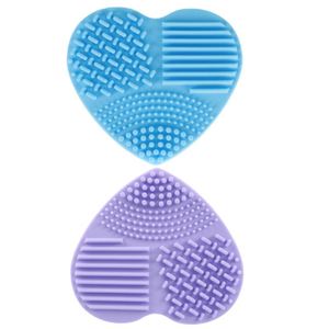 Adorable Heart Design Silicone <b>Makeup</b> <b>Brush</b> Cleaner Box Reusable Soft Scrubber <b>Case</b> - Product Image 4
