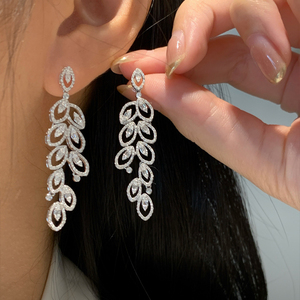 อาซูโอ 18K ทองคำขาวแท้เพชรธรรมชาติ 1.2 กะรัตหรูหราต่างหูยาวของขวัญหมั้นสำหรับผู้หญิงแฟนซีปาร์ตี้ Au750 - Product Image 5