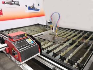 CNC <strong>Plasma</strong> <strong>Cutter</strong> Price 1325 CNC <strong>Plasma</strong> Cutting Machine for Steel Plate 1500-W-J - Product Image 4