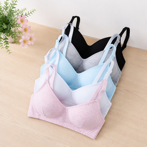 <span class=keywords><strong>Reggiseno</strong></span> alla moda per ragazze A <span class=keywords><strong>B</strong></span> Cup <span class=keywords><strong>reggiseno</strong></span> in cotone formato 32 senza fili leggermente foderato Comfort seno piccolo <span class=keywords><strong>reggiseno</strong></span> per le donne - Product Image 1