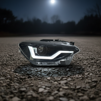 Compatible avec BMW Série 1 F20 2012-2015, feux avant utilisant un assemblage matriciel LED haute performance avec un ensemble de clignotants séquentiels.