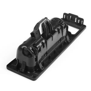 Interrupteur de déverrouillage du coffre et du hayon pour BMW Série 5, pièce compatible 51247368753 - Product Image 1