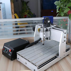Mini Router CNC de 3 Ejes 3040 con Puerto USB, Máquina de Grabado de 3 Ejes 3040 de Tamaño Pequeño en Venta - Product Image 1