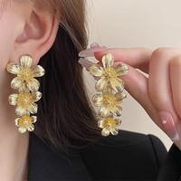 Joyería de moda Clip en resina pendiente indio coreano Acero inoxidable lujo largo mujeres Jhumka marca personalizada pendientes gruesos
