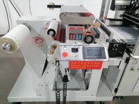 Nueva Máquina de Serigrafía Plana Multifuncional UV Totalmente Automática de Alta Precisión para Película de PVC Comercial Autoadhesiva