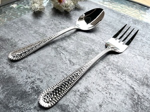 18/10 Ensemble de couverts en acier inoxydable de qualité alimentaire 304 2 ustensiles de serveur de salade à long manche au design moderne - Product Image 3