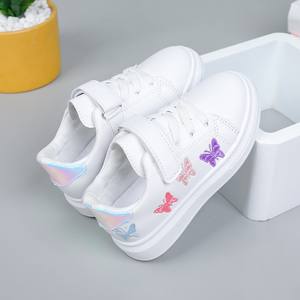 Baskets montantes blanches pour filles, nouvelle collection printemps-automne 2026, en cuir, semelle épaisse, motif papillon de dessin animé, chaussures pour enfants - Product Image 3