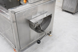 Peladora de Patatas Pequeña <span class=keywords><strong>Industrial</strong></span> Automática con Rodillo de Cepillo de 400 KG/H y 1.1KW - Product Image 5