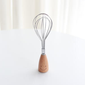 Ustensiles de cuisine en acier inoxydable de haute qualité au design créatif avec poignée en bois, outils de pâtisserie - Product Image 6