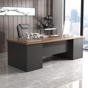 Escritorio Ejecutivo Moderno con Superficie de Madera y Base Negra para Oficina y Hogar - Product Image 1