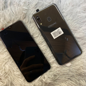 Vente en gros Original <span class=keywords><strong>A20</strong></span> 4G Smartphone Téléphone Mobile <span class=keywords><strong>A20</strong></span> 4G <span class=keywords><strong>GSM</strong></span> Débloqué - Product Image 5