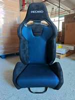 Siège de voiture Speedster haut de gamme, conçu ergonomiquement pour une expérience de simulation de course sans faille