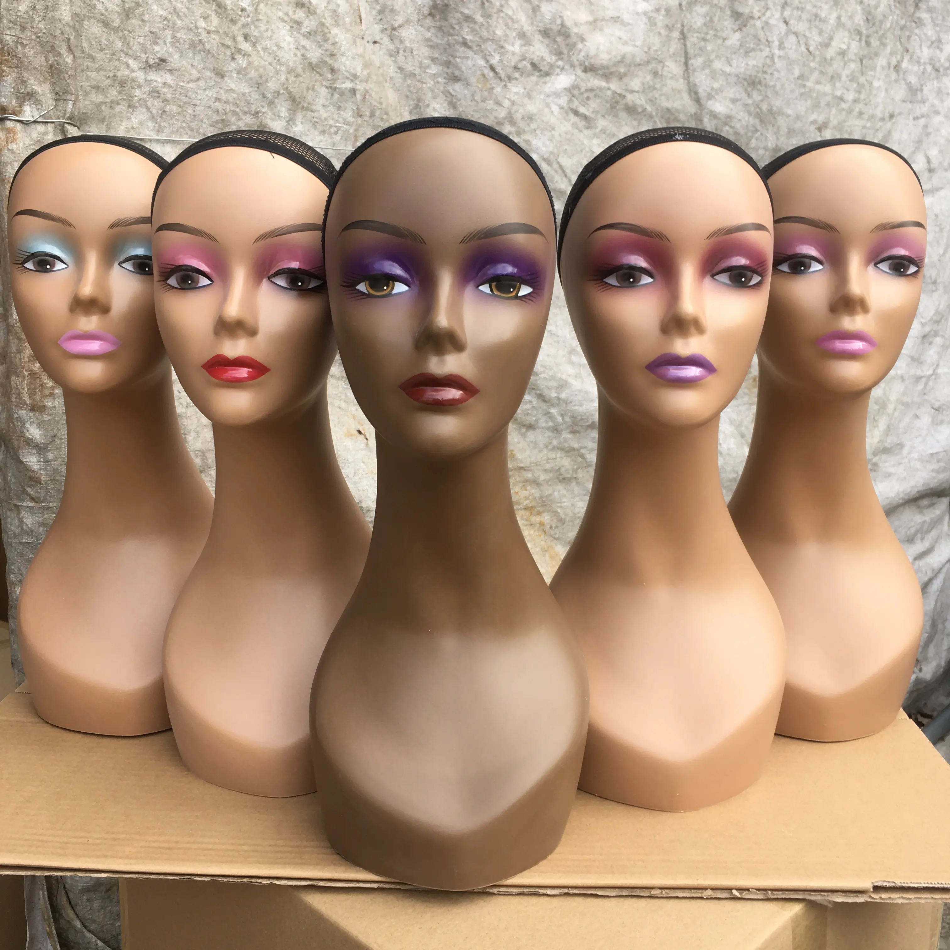 Hot Sale mannequin for jewelry wig display Makeup Face Realistic Female mannequin head with shoulders mannequin head