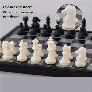Juego <span class=keywords><strong>de</strong></span> <span class=keywords><strong>Ajedrez</strong></span> Magnético Superior y Eficiente, Tablero <span class=keywords><strong>de</strong></span> <span class=keywords><strong>Ajedrez</strong></span> Plegable <span class=keywords><strong>de</strong></span> Plástico, Diseño Moderno y Portátil, Alta Calidad para Entrenamiento Infantil - Product Image 3
