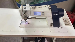Macchina da Cucire Industriale Brother S-7300A con Trasporto Elettronico, Azionamento Diretto e Taglio Automatico del Filo - Product Image 4