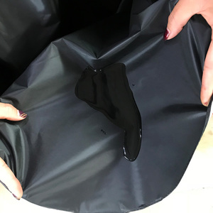 Delantal de Peluquería Personalizado, Impermeable, de Nailon <span class=keywords><strong>Reciclado</strong></span>, para Teñir, Peinar y Cortar el Cabello - Product Image 5