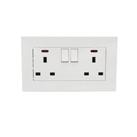 BENDI C64 Endüstriyel Hastane Çerçeveli Mat PC Panel UK CE Standartlı 2'li 13A Çift Anahtarlı Priz USB Tip-C IP22 250V 6