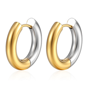 Boucles d'oreilles créoles minimalistes en acier inoxydable plaqué or PVD 18 carats bicolore pour femmes et hommes |   Hypoallergénique et inaltérable - Product Image 1