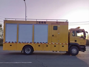 Howo 4x2 Road Rescue Vehicle Engineering Emergency Maintenance Rescue Truck For Sale - Product Image 3