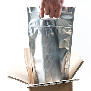 Borsa personalizzata per bottiglie di vino con dispositivo di raffreddamento termico eco-friendly e biodegradabile con manico "congelato" - Product Image 1