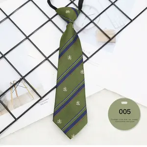 Venta directa <span class=keywords><strong>de</strong></span> fábrica, corbata <span class=keywords><strong>de</strong></span> poliéster con rayas <span class=keywords><strong>de</strong></span> Color verde, corbatas sin nudo uniformes ajustables - Product Image 1