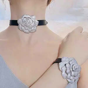 Colliers ras du cou de luxe à fleurs de camélia de luxe, collier, bracelet en cuir, Bracelets en corde
