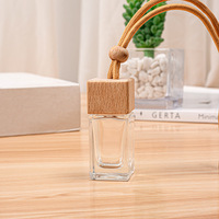 En stock vente en gros de 10ml de flacons de parfum pour diffuseur de désodorisant suspendus en forme de rectangle vide pour voiture avec bouchons en bois