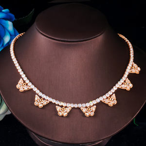 Shiny Iced Out Wit Goud Kleur Zirconia Crystal Leuke Vlinder Charme Ketting Kraag Voor Vrouwen Sieraden Accessoires - Product Image 2