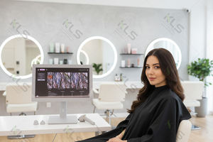 Machine d'analyse du cuir chevelu et des cheveux avec intelligence artificielle / Analyseur de cuir chevelu et de cheveux avec IA - Product Image 2