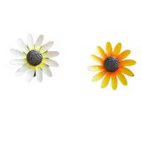 Lot de 2 éoliennes de jardin en métal durables, décorations de moulin à vent en forme de fleur pour la cour, la pelouse et la terrasse (jaune et blanc)