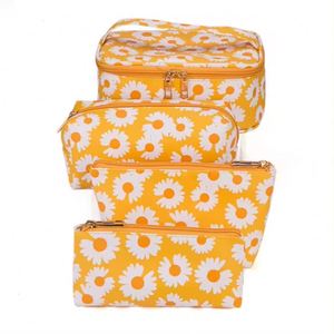 Cosmética de viaje maquillaje Rosa logotipo personalizado con cremallera al por mayor neceser impreso tela mujeres pequeño parche - Product Image 5