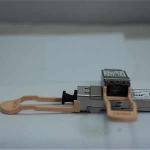 Module optique Finisar 100G-Sr4, émetteur-récepteur à fibre optique Om4 pour la communication des centres de données - Product Image 5