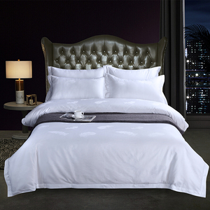 100% coton 300TC <span class=keywords><strong>électrique</strong></span> rayé Animal Jacquard hôtel ensembles de <span class=keywords><strong>literie</strong></span> housse de couette ensemble pour hôtels et spas - Product Image 2