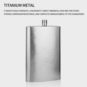 Gourde à whisky en titane OEM avec logo personnalisé, 54 oz, en cuir gaufré, prix usine, vente en gros, coffret cadeau - Product Image 3