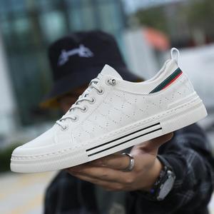 Baskets décontractées à lacets pour hommes 2025 – Chaussures de marche plates en PU respirant, style blanc, très tendance - Product Image 4